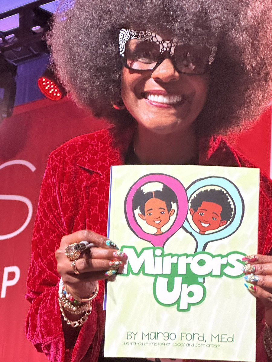 God I thank you! @iamtabithabrown Thank you for holding my book! I do believe #IdidaNewthing ! I will join you on @officialtabtime with #MirrorsUp #seedplanting #DreamBig #Celebrating 🫶🏾 #VeryGood #Affirmations #NCAuthor #tabithabrown #WSSU #FocusedontheFoundation