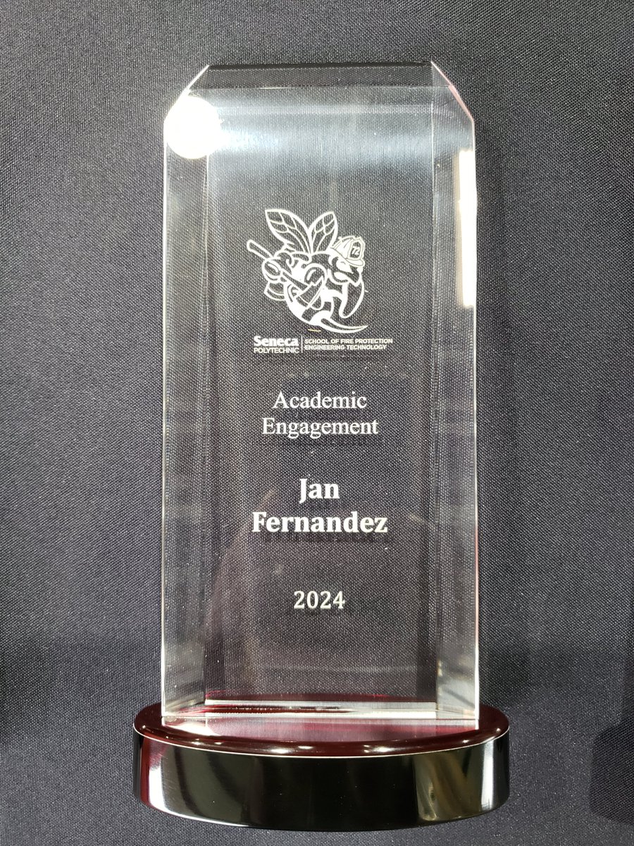 SenecaFire72 tweet media