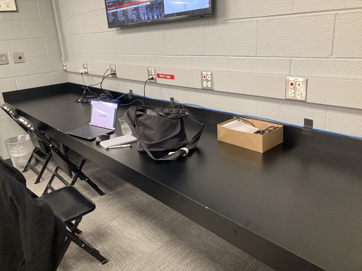 This area in the UC media area used to be filled with radio folks. Sadly, that is not the case anymore. #Bulls