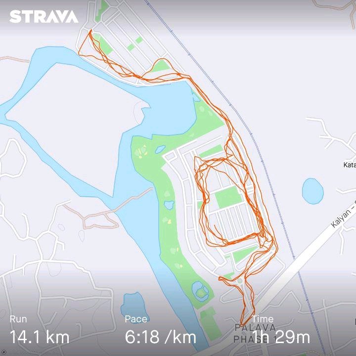 joshiminar's tweet image. Wheather is pathetic today for going outside..

Extreme high humidity and still managed well paced run..🏃‍♂️🏃‍♂️🏃‍♂️

Thanks  Jeet bhai for company..

#morningrun
#humidrun
#marathontraining
#palavarunners
#runwithchamp

 strava.app.link/AeXhbJpXSIb