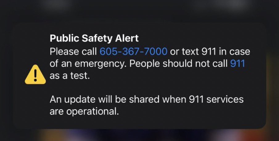 🚨🇺🇸 BREAKING: 911 OUTAGE IN MANY STATES | FIBER LINE CUT Reports from South Dakota, Iowa, Nebraska, Wisconsin, Texas, Florida, and Nevada are without services. Source: @nicksortor and @TeaStormChaser