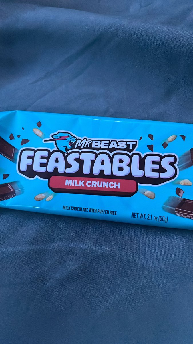 ok guys I was able to find @Feastables milk crunch at my local @Walmart My review is: The Feastables bar provides a satisfying crunch and creamy texture. Though pricier than a Hershey’s bar, its deliciousness justifies the cost. Highly recommend. (But lower the price) 9.5/10