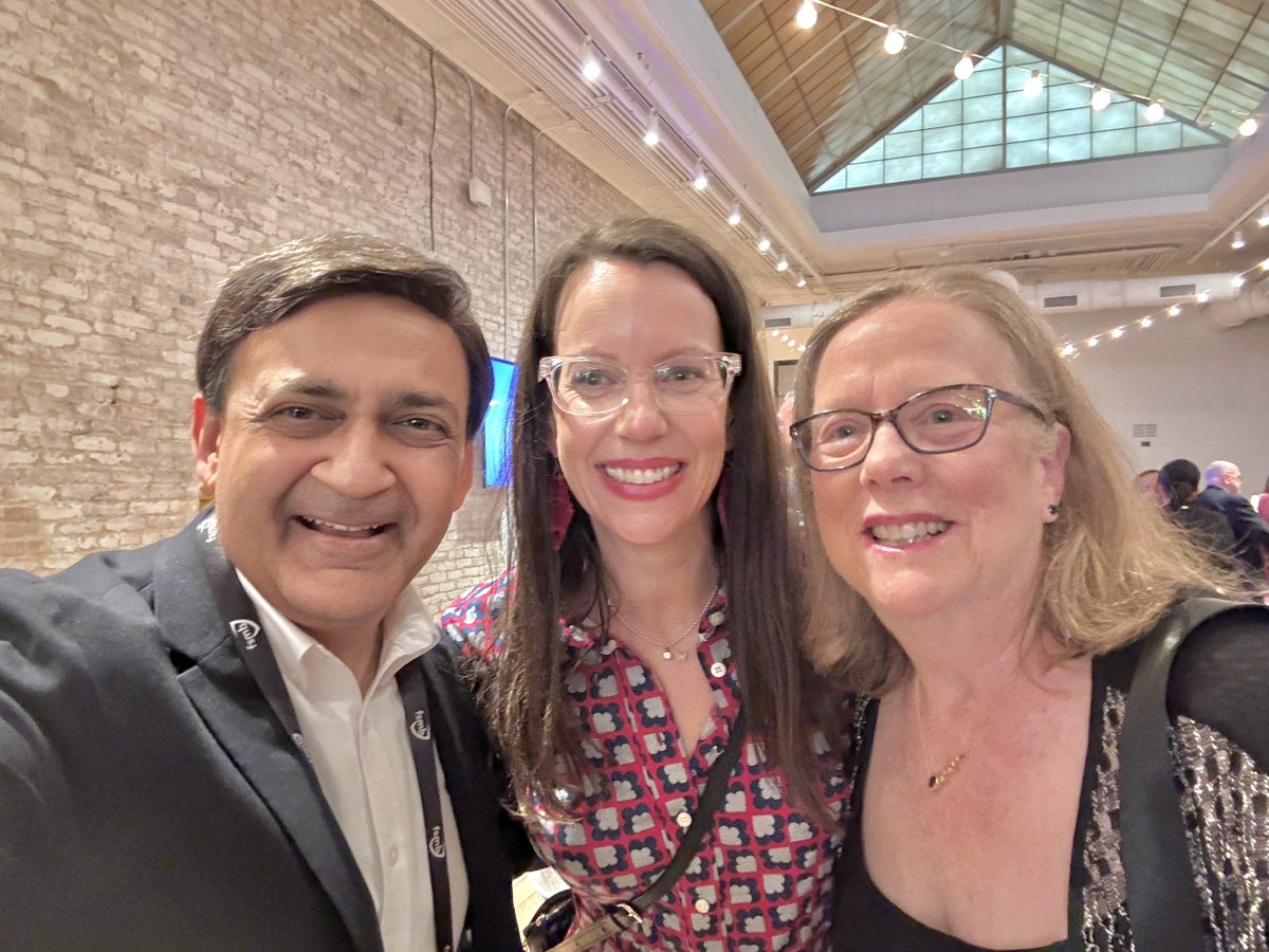 Heading into #FSMBAM2024 tomorrow, it was great to meet up with Susan Spaulding, 1st public member to ever become @TheFSMB Chair (in 1997), and Katie Templeton, JD, in center, the 2nd public member to become @TheFSMB Chair (effective this Saturday).