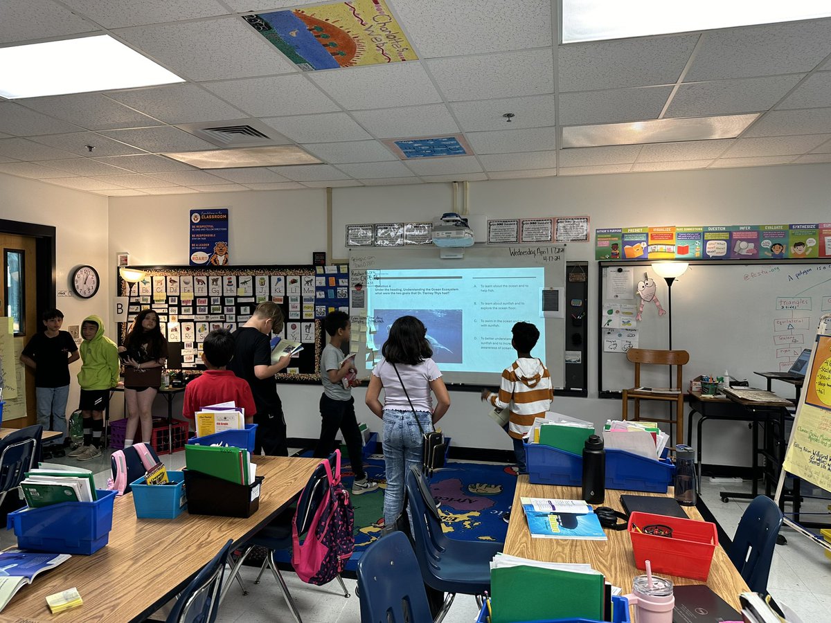 MrsScottWBMS's tweet photo. Test prep with four corners. I was so impressed with the way they explained their choice of corners! https://t.co/EV0JLyUSFC