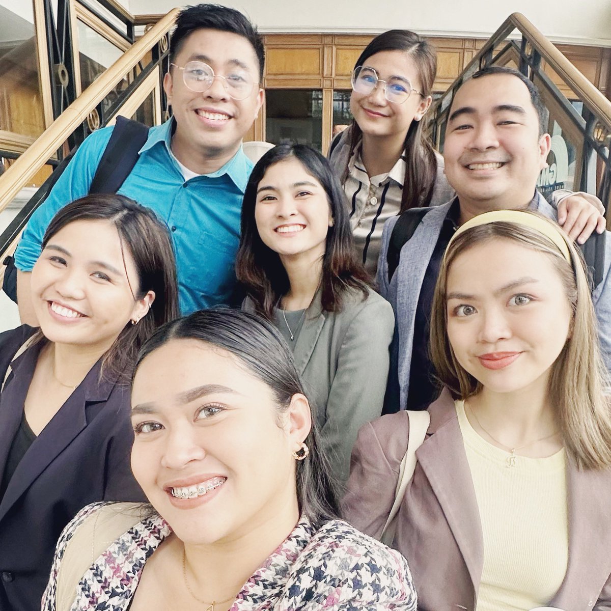 PARKING IT HERE (Memories) 🔥🙏❤️

News reporters of CNN Philippines in one frame 📹📸❤️😊

#NewsYouCanTrust #EnglishNewsChannel
#CNNPhilippines 
#CNN