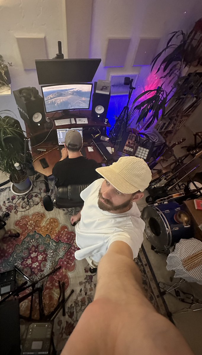 sanholobeats's tweet photo. gen z taught me https://t.co/Gpiox0wWJJ