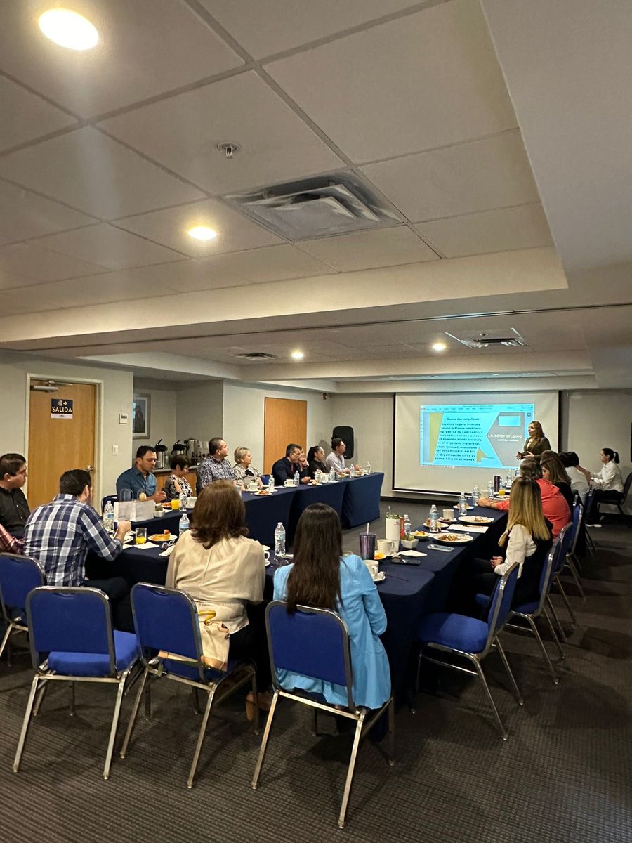 isidrobrgs's tweet photo. Creemos en la importancia de establecer relaciones sólidas y duraderas en el mundo empresarial. #BNI nos brinda la oportunidad perfecta para intercambiar ideas, compartir experiencias y descubrir nuevas oportunidades de colaboración.
.
.
.
#Networking #BNI #eBox #eBoxCode https://t.co/TFNtwAV9LG