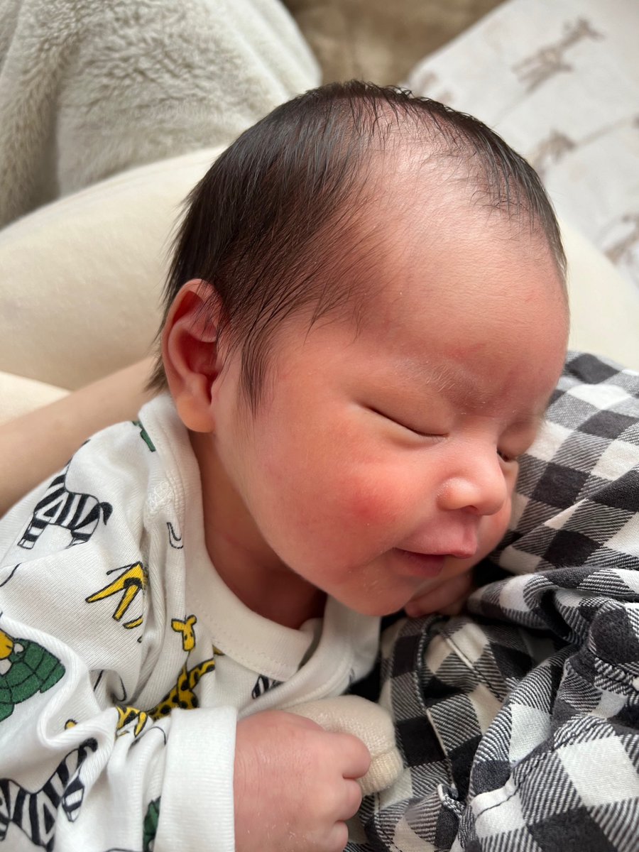 k36kk's tweet photo. 👦👶🏻 https://t.co/R3hf1bGUN4