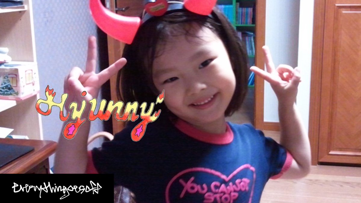 [🎞] VVUP HYUNNY | Story Film

Story Film의 마지막을 장식할 주인공은 바로 현희입니다💓 현희가 들려주는 이야기, 지금 바로 만나볼까요?✨

youtu.be/Wt75s2pZXII

#VVUP #비비업 #HYUNNY #현희