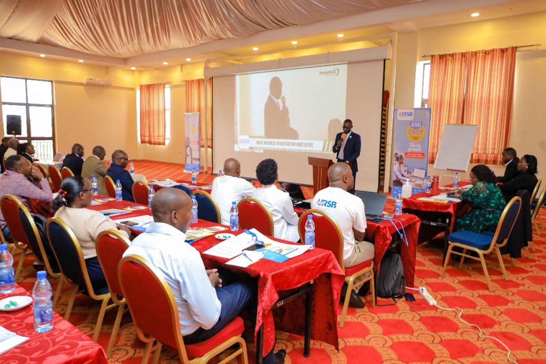 Engaging discussions at the Stakeholder Workshop on Mass Business Registration Initiative at Hotel Triangle - Mbarara. We delved into the Online Business Registration System and the array of services offered by @URSBHQ. #KiriEasy #BusinessRegistrationUG.