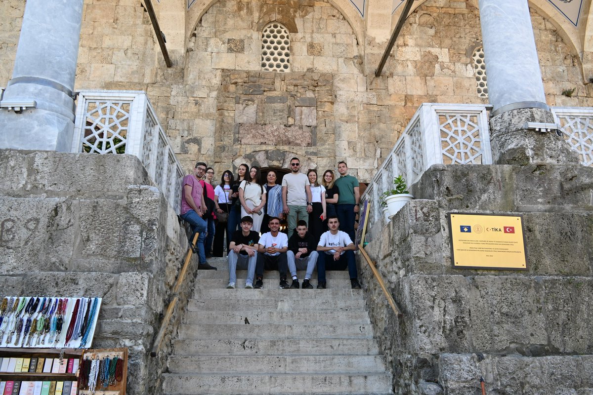 NGO ACDC tweet media