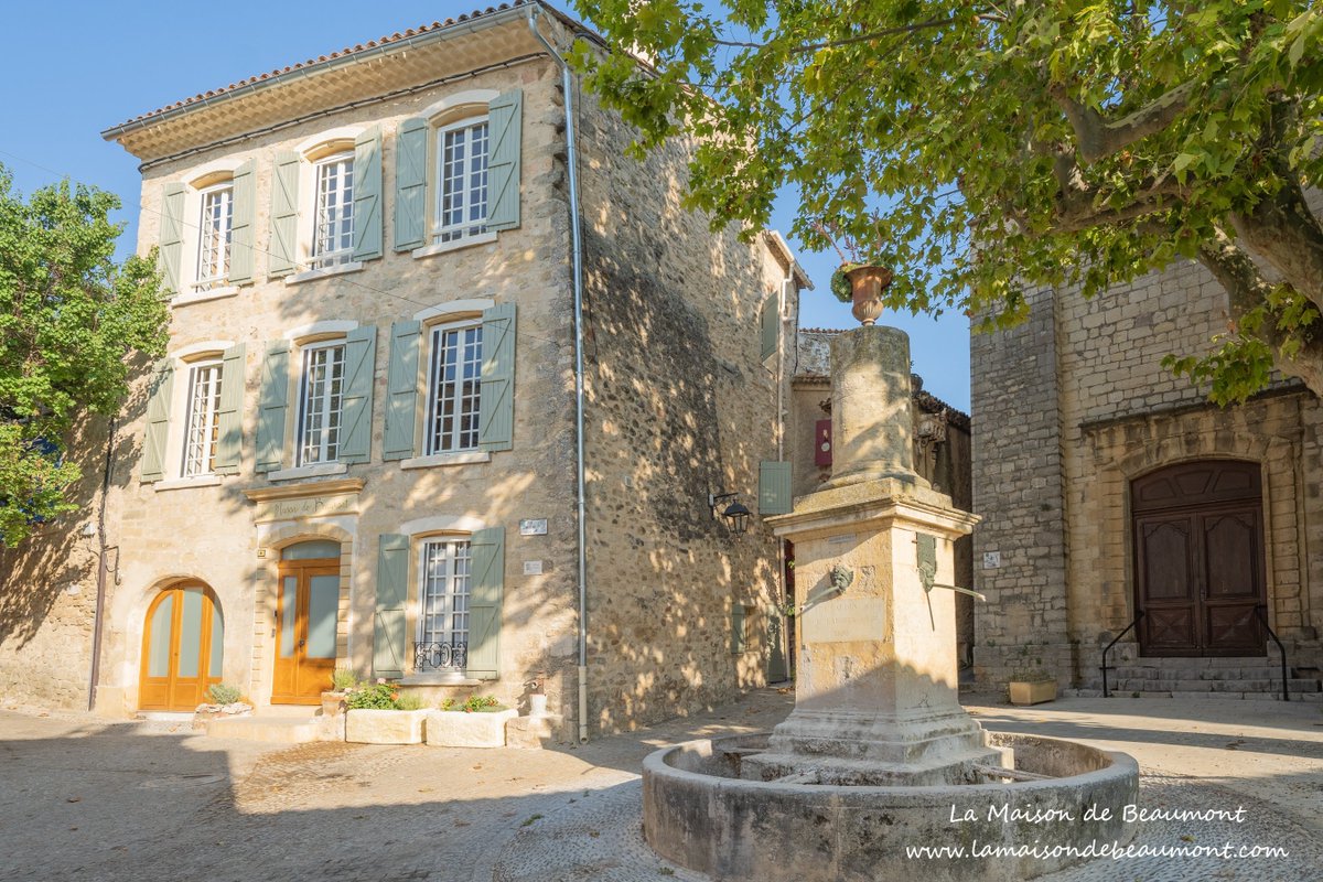 📢 #ArtOpps Alert: Artist Residency in the South of France La Maison de Beaumont offers a an idyllic space for musicians, writers, painters, & other artists who seek to work undisturbed on their art for 2 months. Apply by 31 December 2024: bit.ly/48F8nbO