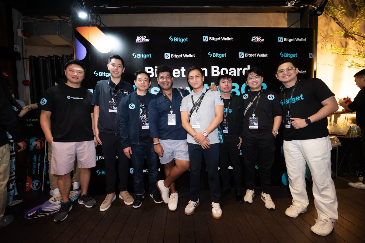 BitgetWallet's tweet photo. Bangkok was a blast in March 🇹🇭
Bitget on Board: Rise with BGB was a great way to connect with KOLs and unwind! Check out the video to see how it all went down ⬇️
Special thanks to @bitgetglobal @HoldstationW @icphub_TH @theSIXnetwork for the stellar event 💫
#BitgetOnBoard https://t.co/uEpxjhIvMo