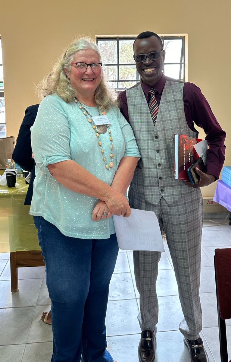 CitzenLeaderLab's tweet image. Yesterday we celebrated the beginning of a 12 month leadership journey for leaders in #Lephalale. 

Among the attendees was the Circuit Manager, Mr DW Mongwe.

Let’s work together to create #TheFutureWeWant 

💜💛💜