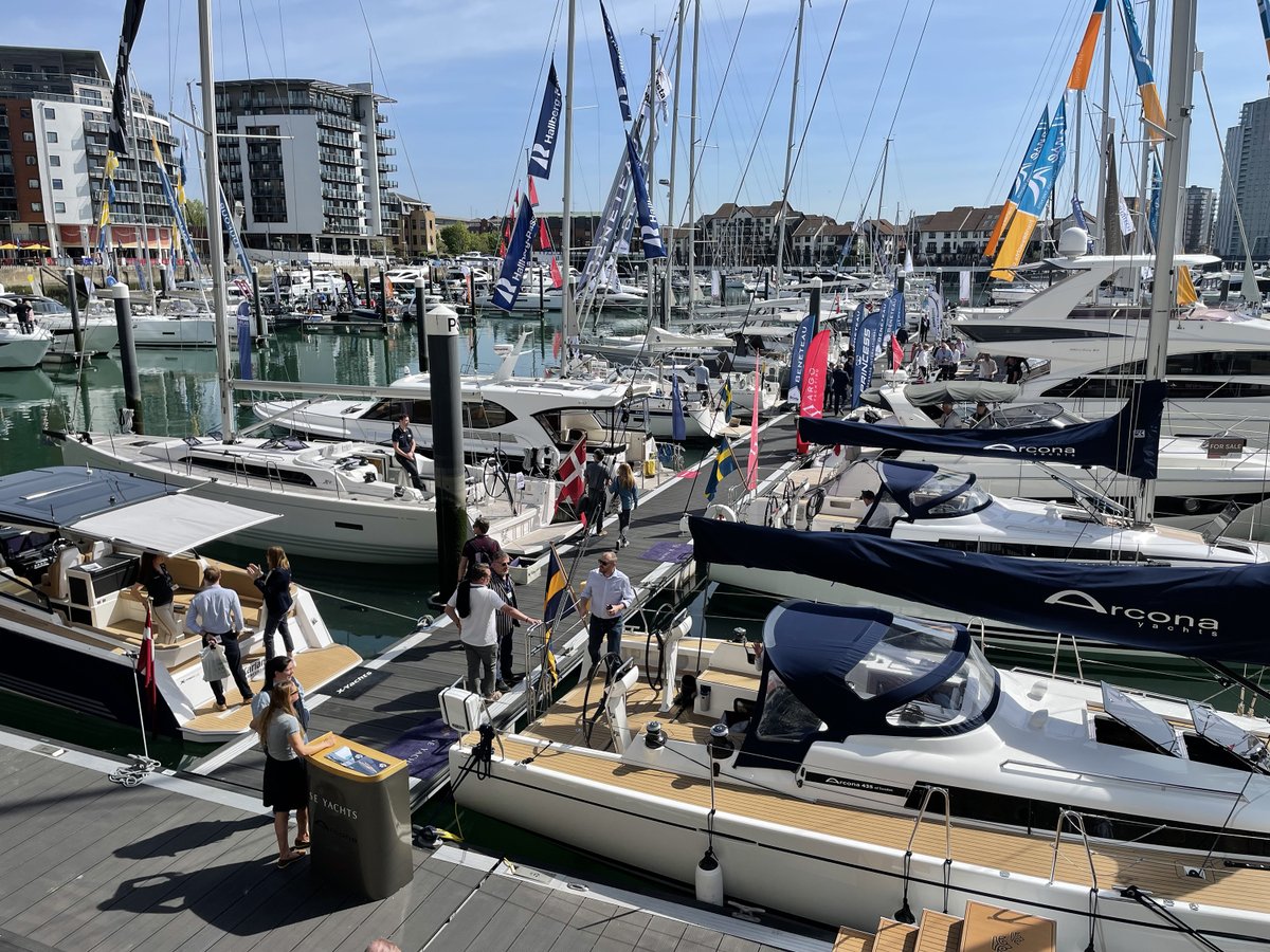 Are you heading to the South Coast and Green Tech Boat Show this weekend? Tickets are FREE and can be found online: mdlmarinas.co.uk/events/boat-sh… The show will feature a special homecoming parade for Maiden and her all female crew after they completed the Ocean Globe Race 🌎⛵️