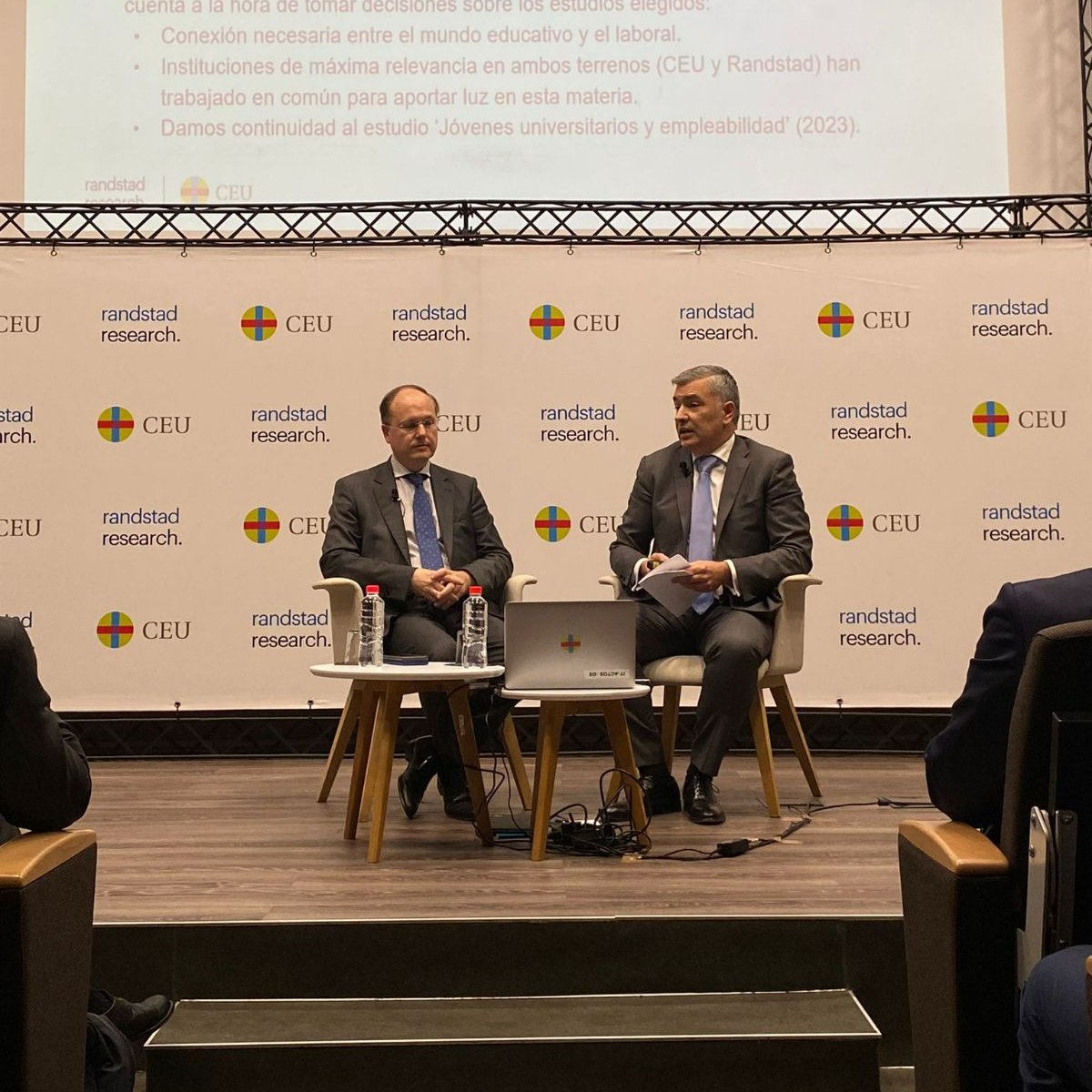 ¡Estamos en directo! Presentamos el informe Formación Profesional y Empleabilidad, de #RandstadResearch y @FundacionCEU. Con Valentín Bote, director de Randstad Research y Rodrigo Martín, senior advisor Dirección General de CEU Educational Group.