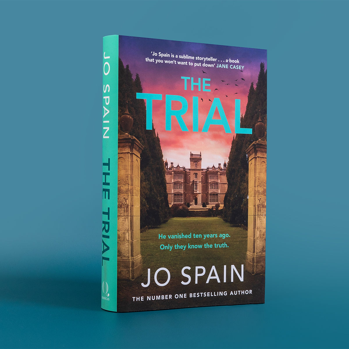 QuercusBooks's tweet photo. Only one week to go!

When medical student Theo disappears from his college outside Dublin, only his girlfriend Dani is concerned.

10 years of unanswered questions later, Dani returns to the college. But not all is as it seems...

Pre-order THE TRIAL: https://t.co/QlpxE9M1jj https://t.co/GvrjzKjsnQ