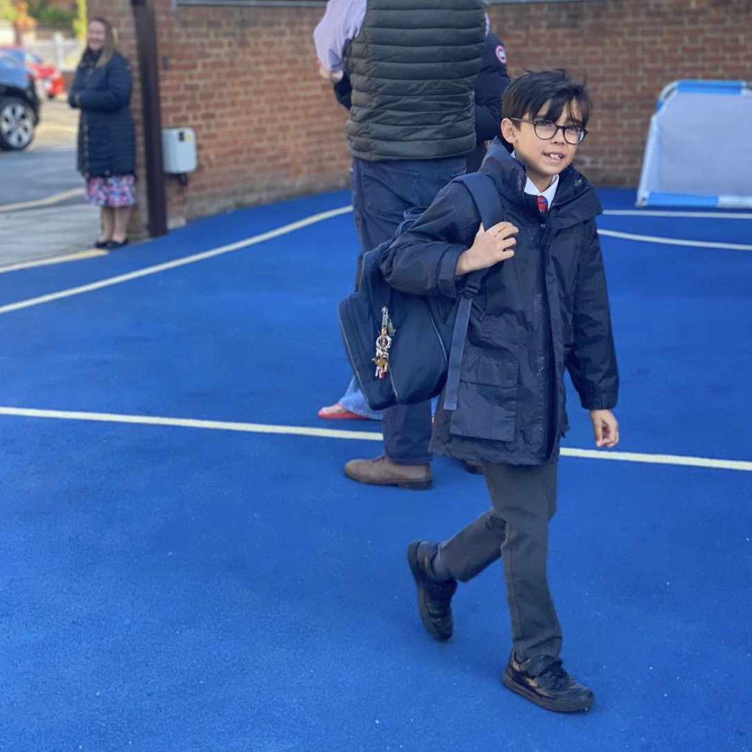 orchardhs's tweet photo. Schoolโs back and we couldnโt be more excited!
Happy first day of term everyone!
#firstdayofterm #dukeseducation https://t.co/OA16kwppfa