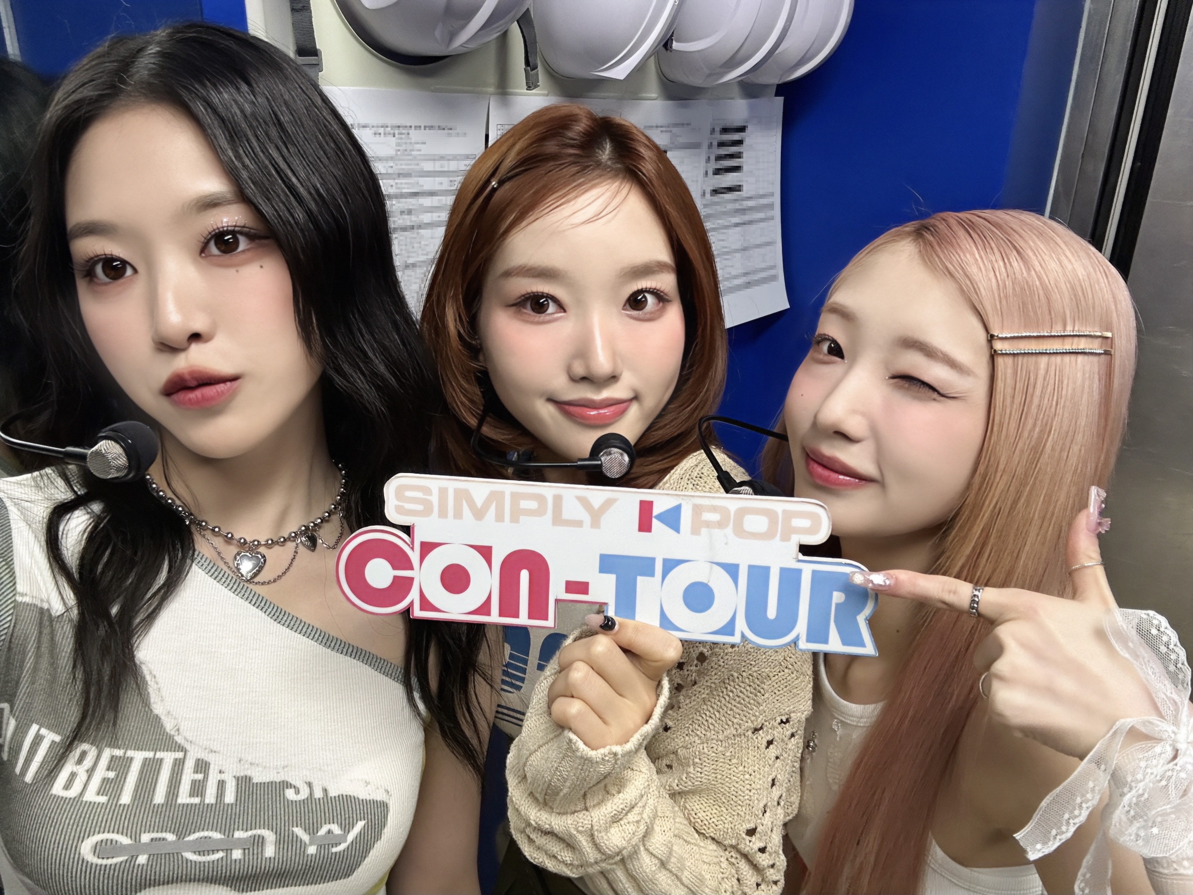 GLb240YaAAAxgqg?format=jpg&name=4096x4096