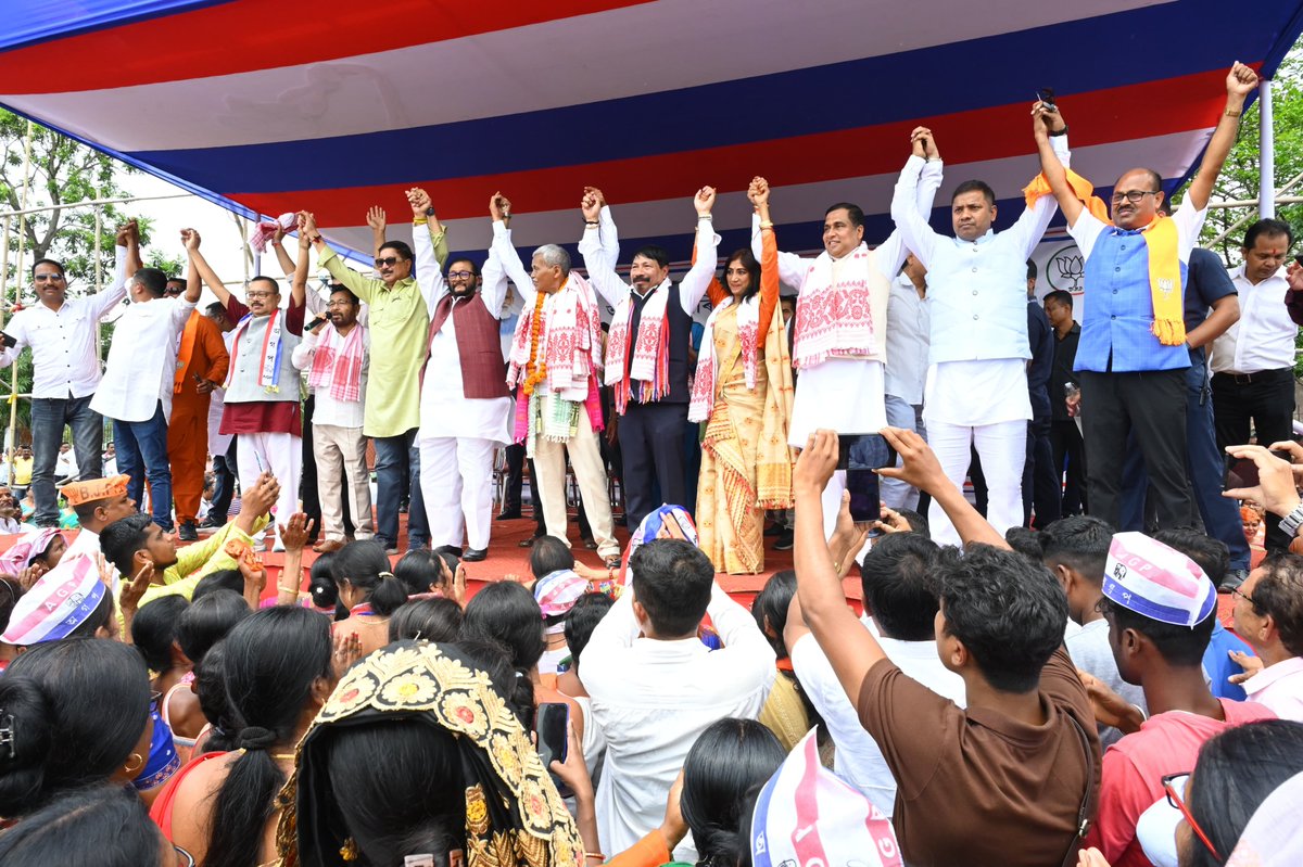 फिर एक बार, मोदी सरकार! Amidst a grand public assembly and spirited roadshow, I enthusiastically partook in the nomination papers filing ceremony for our esteemed NDA candidate Shri Phanibhushan Chaudhary dangoriya. Supported by unparalleled affection and blessings, I am…