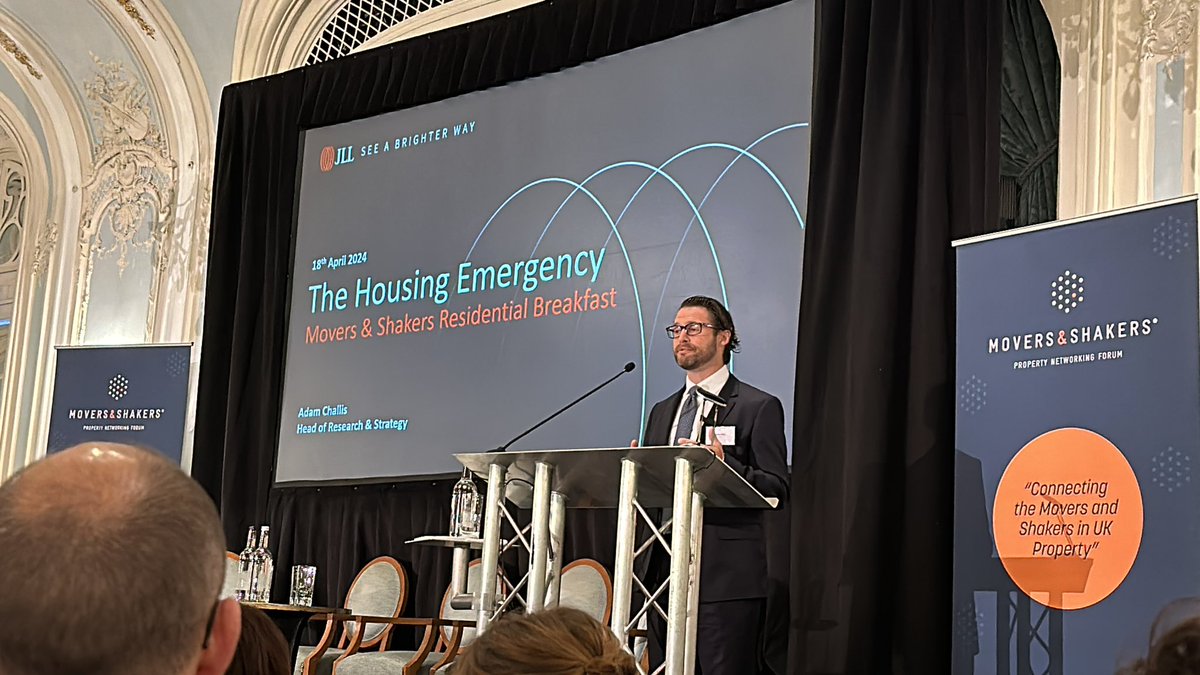 MoversShakersUK's tweet photo. Adam Challis, @JLLResearch head of research UK, opens our housing debate with a look at some of the data around the #HousingCrisis. 
Pragmatism is key to delivering viability on achenes that will increase the supply of affordable homes. https://t.co/Phx2uskMCr