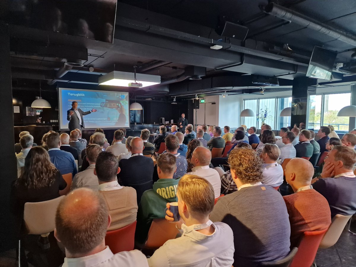 De eerste GBIdag van dit jaar in Zwolle. Grote groep gebruikers en #Fansvanbeheer bij elkaar over de nieuwste ontwikkelingen in software en werkprocessen bij beheer van de assets in de fysieke leefomgeving. #beheeropenbareruimte #smartassetplatform