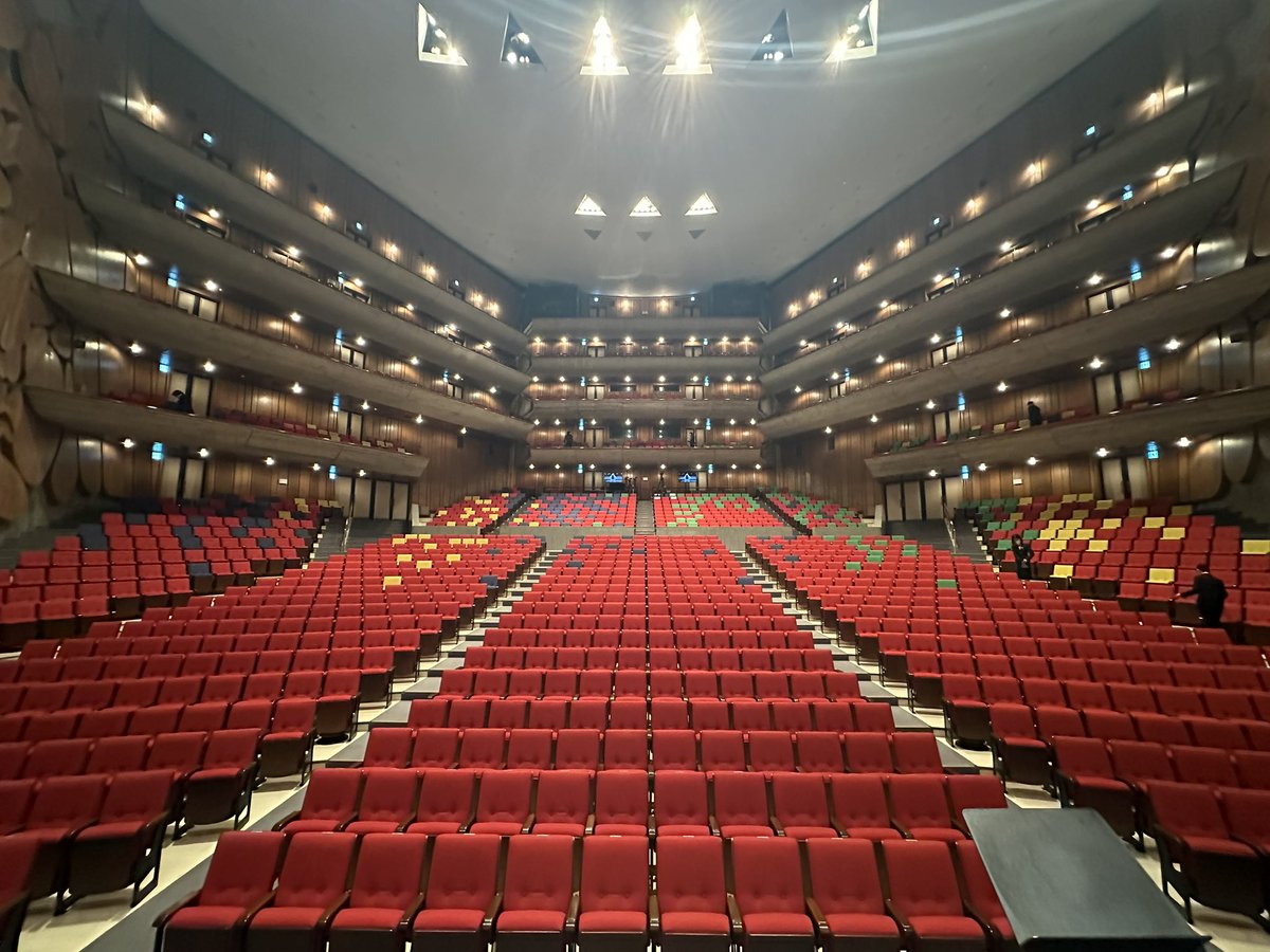 AllisonOakesSop's tweet photo. Tonight in Tokyo, Japan at Bunka Kaikan concert of Richard Strauss' opera Elektra with Chrysothemis for the Tokyo Spring Festival https://t.co/JDga3Nqkeh