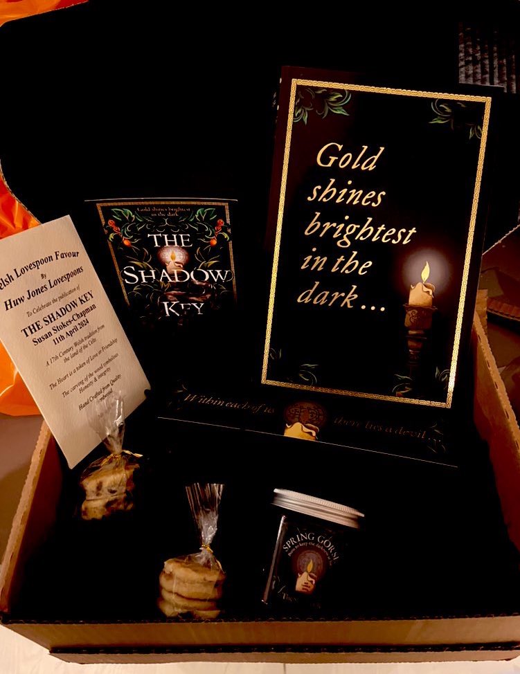 radley_zoe's tweet photo. Happy Publication Day to #TheShadowKey by @SStokesChapman published by @HarvillSecker what a fantastic, gorgeous gothic novelโฆabout greed, superstition and homeโฆ wonโt say more, only you need this book!!! https://t.co/dBmiUBdG0D