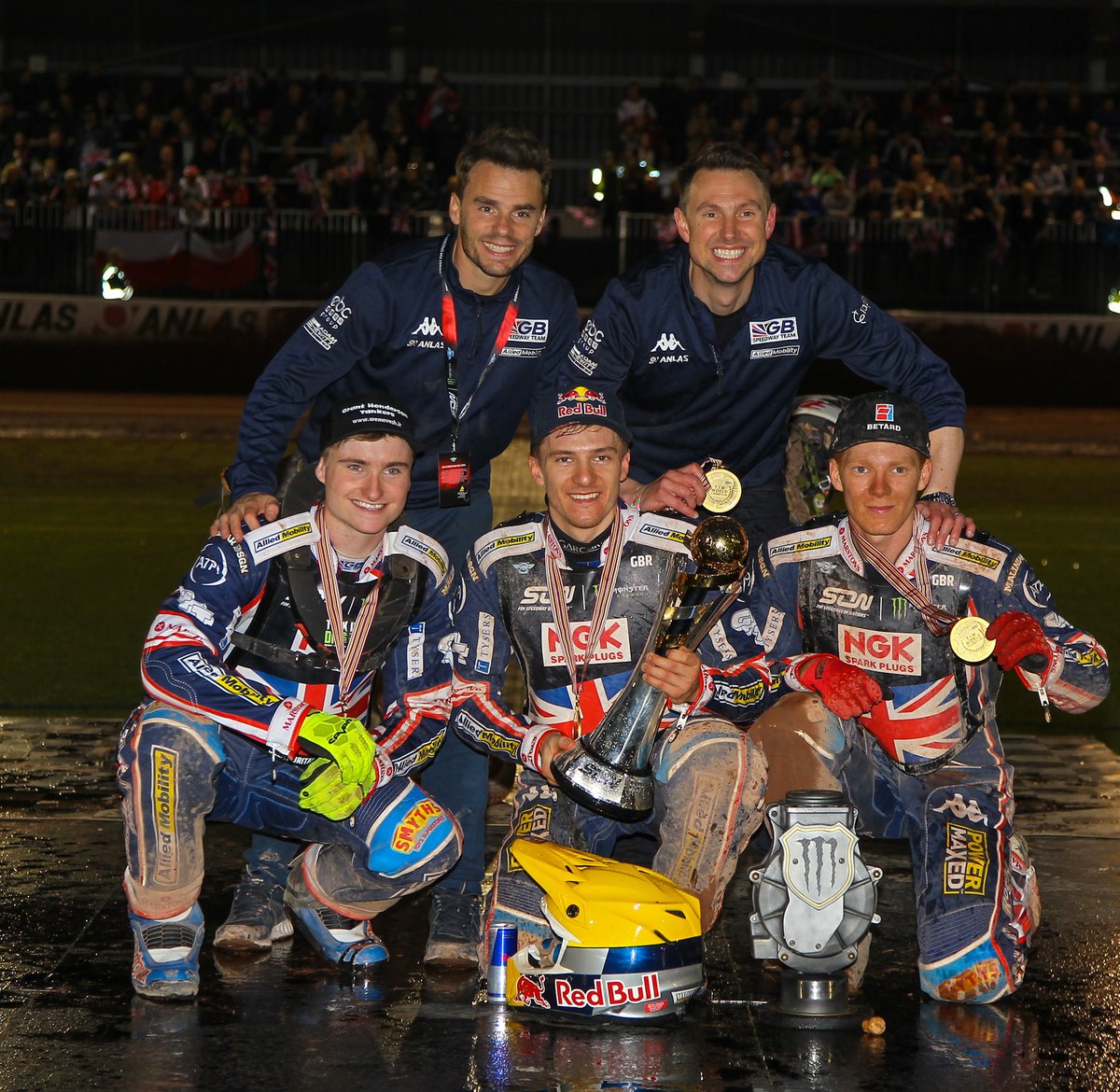 🇬🇧🏆 HOTTEST TICKET IN TOWN! 🏆🇬🇧 💬 'I think even we have been surprised by just how eager supporters have been to get their hands on tickets!' 📰 t.ly/0a4aq 📸 @taylanningpix Tickets remain in high demand for the 2024 FIM Speedway of Nations!