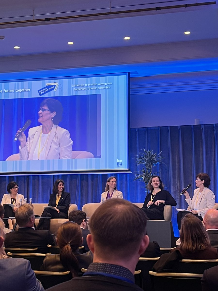 .@beuc DG @moniquegoyens stresses at the #ConsumerSummit that policymakers need to make policies which really help consumers to embrace #sustainability in their lives. We can’t simply inform them: we need to make it the attractive, affordable and easy choice by default!
