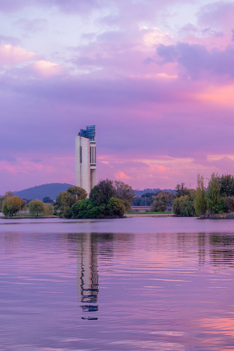 Goodbye Thursday 👋💗 . . . #sunset #lakeburleygriffin #clouds #nationalcarillon @Australia @visitcanberra