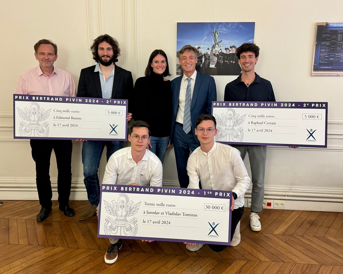 [ #Innovation I #Prix ]
Bravo aux lauréats du Prix Bertrand Pivin 2024 !
🥇 Vladislav et Iaroslav Tominin ("GenAI for Mitigating False Positives in Early Cancer Detection")
 🥈 Raphael Certain (Clarity)
 🥈 Edmond Baratte (Cycles)
En savoir plus : bit.ly/3UlyoYq