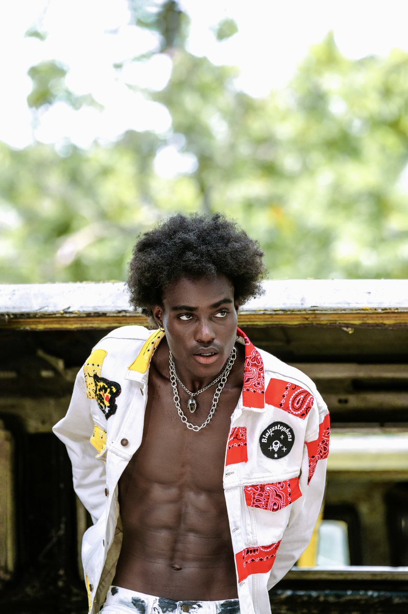 blaize_stephen's tweet image. Which photo is your fav from my lastest collection  outfit : @blaize_stephen 💀❤️🤍 B L A I S E  #dtr #ChampionsLeague #Dubai #explore