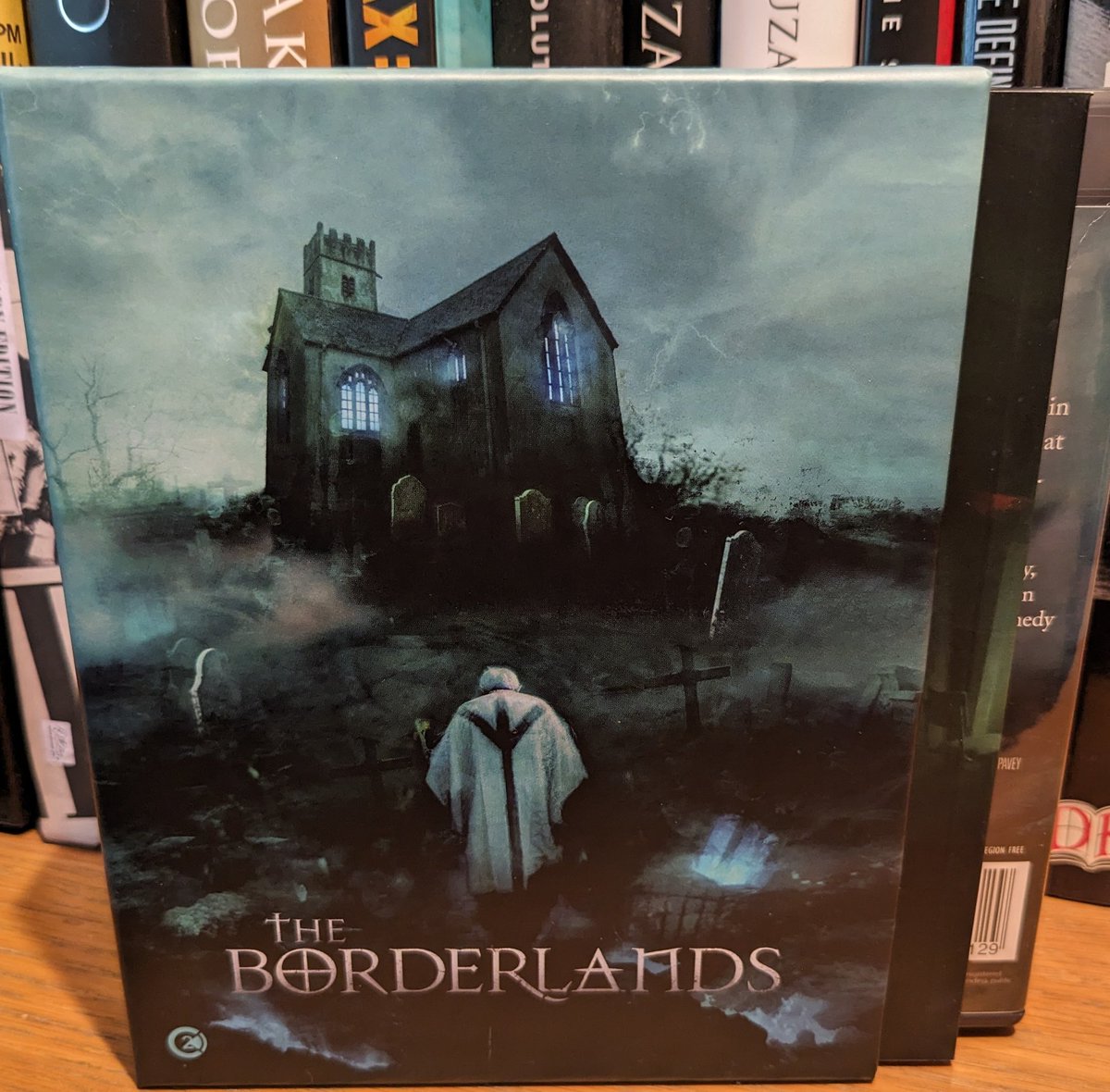 Loving #TheBorderlands release from <a href="/SecondSightFilm/">Second Sight</a>. We spoke about this underrated gem back in 2019 and found lots to like.
Filled with genuinely creepy moments, a dose of folk horror and a sprinkling of Lovecraft. Check it out!

youtu.be/Gyj6M7Ej_Vw?si…