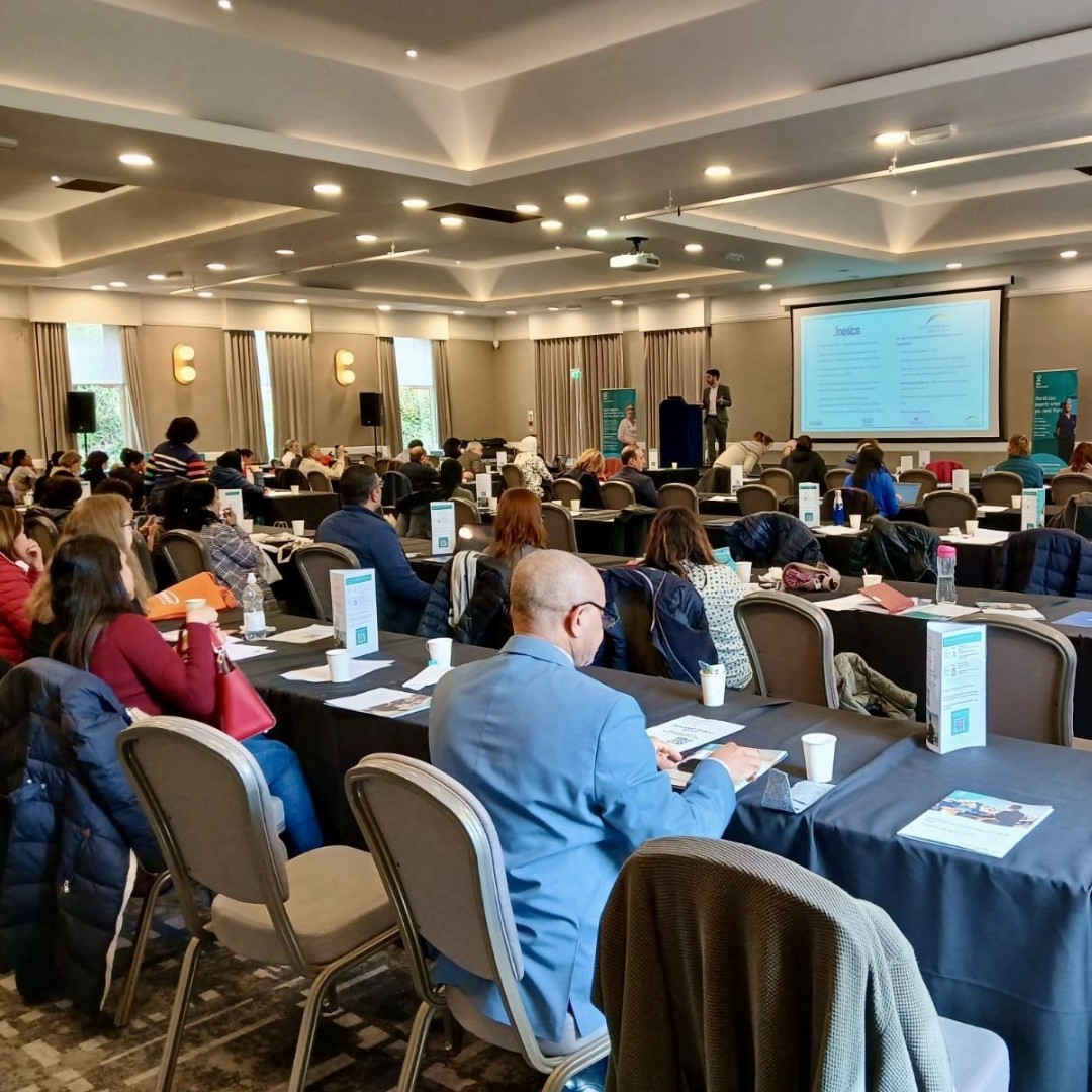 Team Jnetics attended @spire.healthcare's Red Flags & Hot Topics GP Study Day, where Head of Science, Education & Outreach Josh presented to 150 GPs, introducing the NHS Jewish BRCA Testing Programme to share with their patients. . . . #jnetics #jewishbrca #jewishgenes #dna #brca