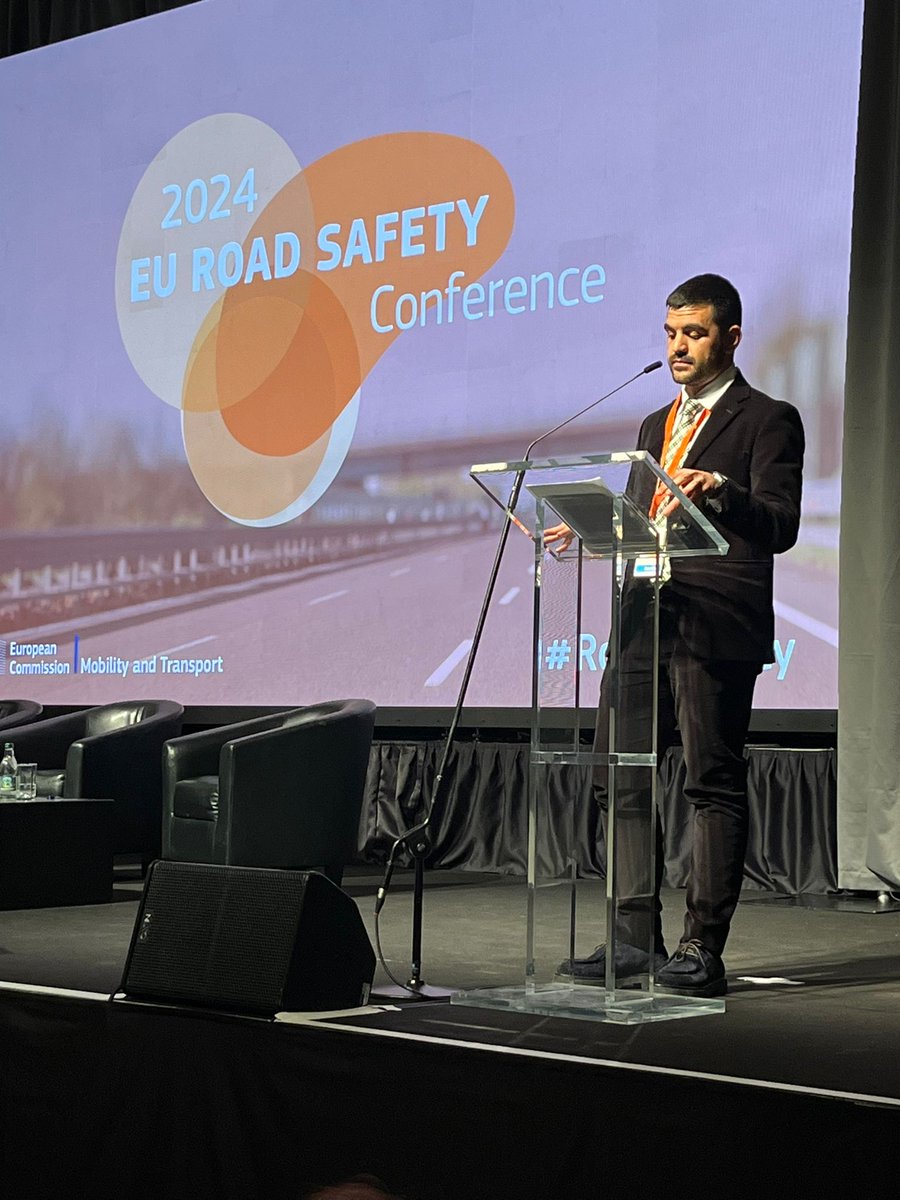 Call for support to @UN_RSF made by @Transport_EU's @EUAmbSchmidt during the EU Road Safety Conference in Dublin #TRA24. Learn more about @UN_RSF capacity programmes here roadsafetyfund.un.org/projects @EURACTIV euractiv.com/section/road-t…