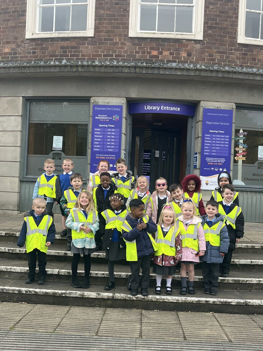 RG have arrived at Ellesmere Port library 📚