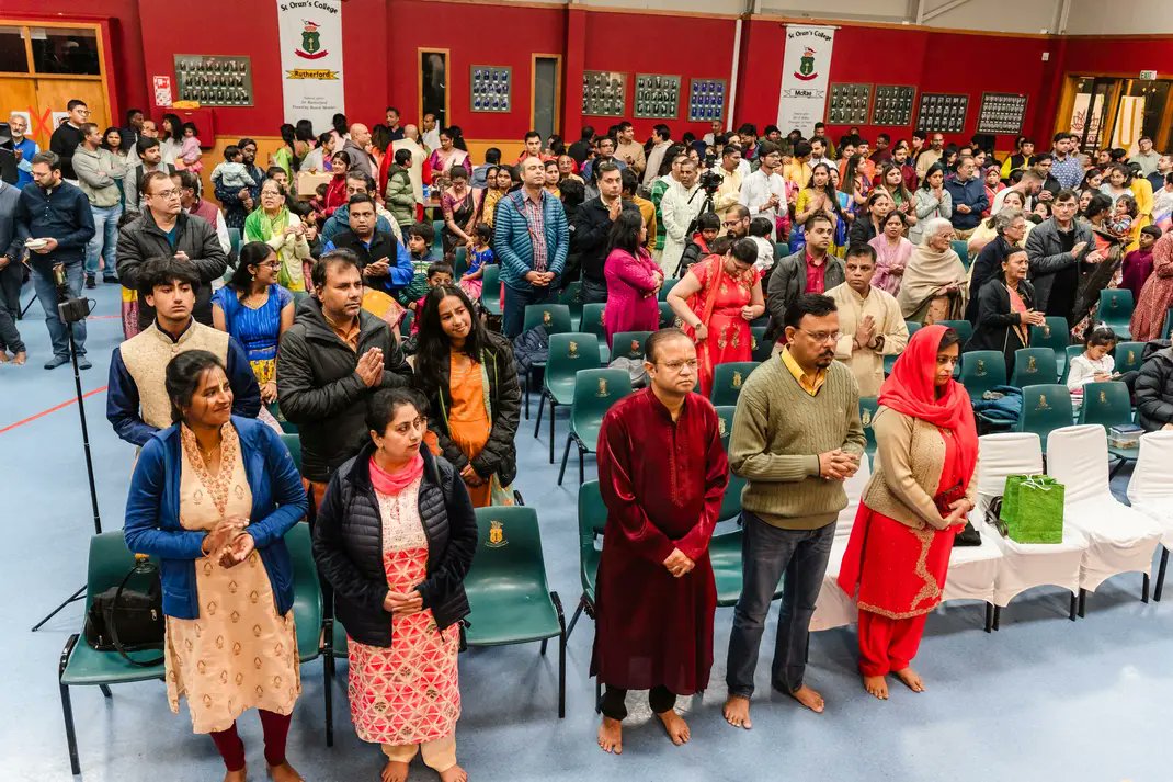 #HappyRamNavami2024 
HC Neeta Bhushan attended the #RamNavami2024 celebrations organized by the ISKCON Centre for Culture and Education, Wellington. On this auspicious occasion, HC shared perspectives on Indian Culture and prayed for well-being of all.
@MEAIndia
@IndianDiplomacy