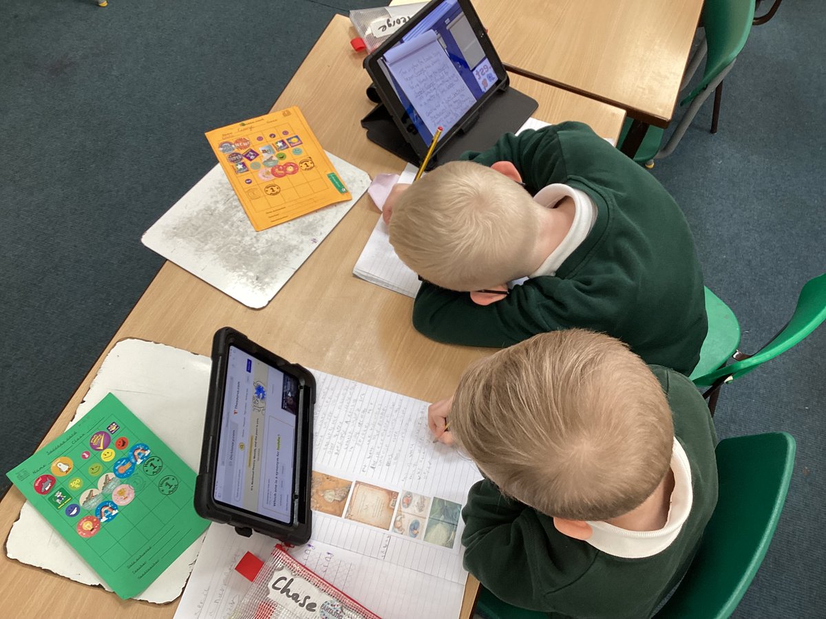 gates_owls's tweet photo. What a way to publish our #TheGatesWriting! We spent part of our morning constructing dragons and mythical creatures as part of our learning based on #TheDragonMachine! Super #engagement Owls ๐ฒ๐ https://t.co/yAJIWJWO7N