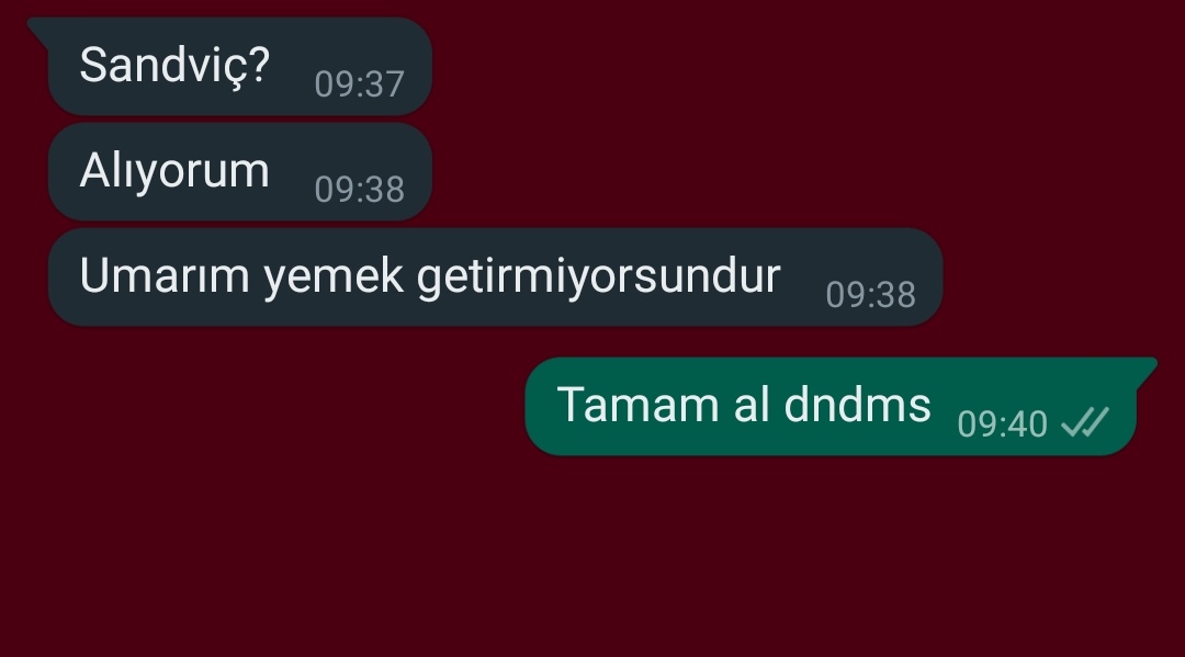 Diyete başlamışımdır.
O sırada iş arkadaşım: