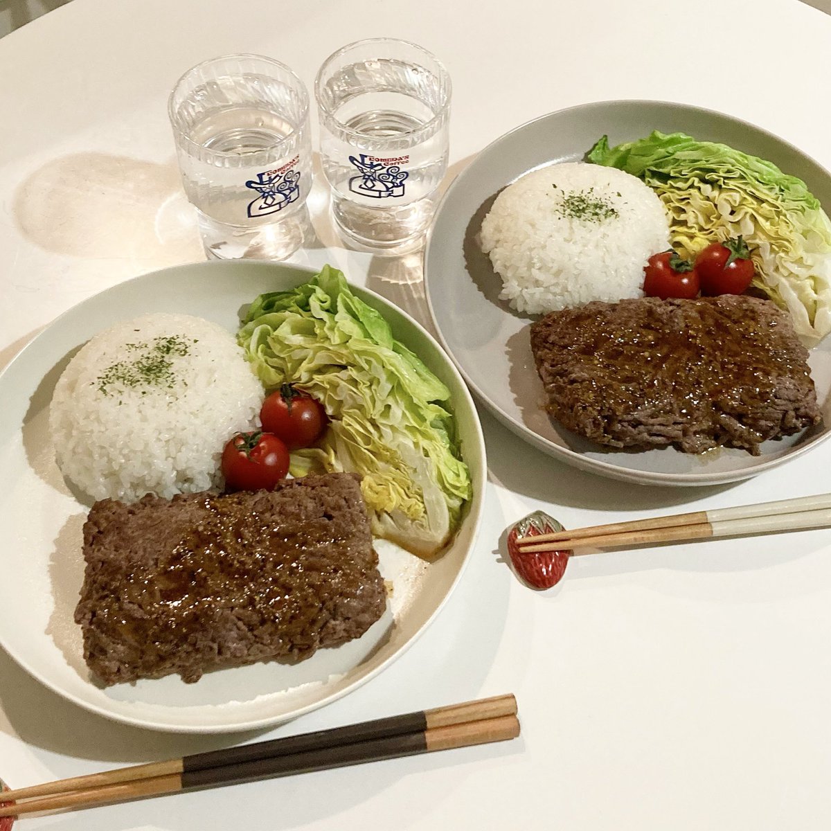 帰宅30分で作るまるごとひき肉ステーキ🥩
旨味たっぷりで美味しすぎた( ◠‿◠ )