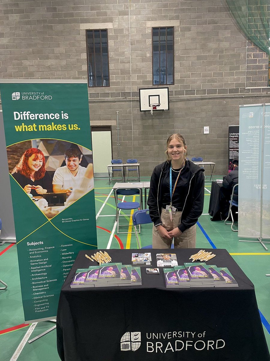 Liv is back in the North West at @winstanleycoll for their Higher Education/Careers Fair today!!