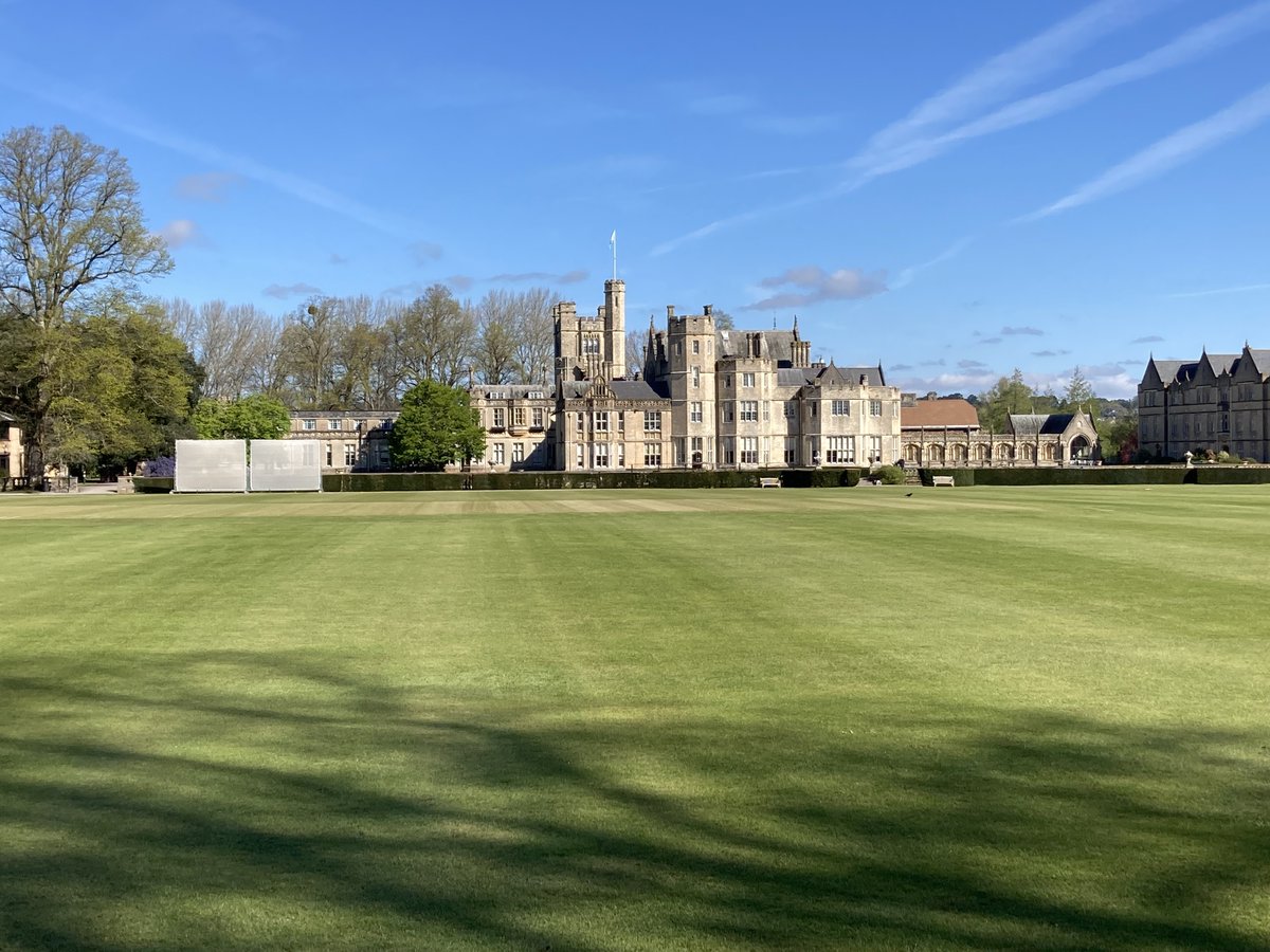 Looking forward to welcoming @RydeSchoolSport to @CanfordSchool this afternoon for the 1st Round of the Boys U18 🏏National Schools T20. Thanks so much to our amazing ground staff for getting Mountjoy looking so good despite the rather challenging weather!!! #excel