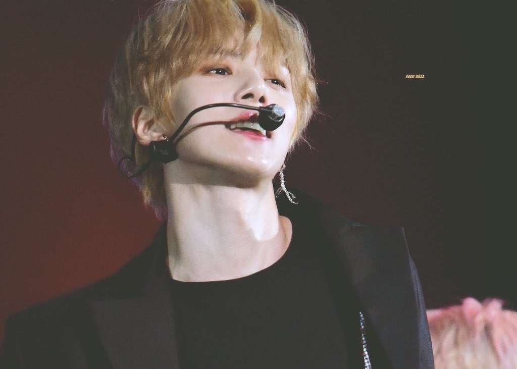 foreverwithhw's tweet photo. 걘아니야                               걘아니야pt.2
응아니야pt.3                        걘아니지예pt.4 https://t.co/H8KhR6Ivus
