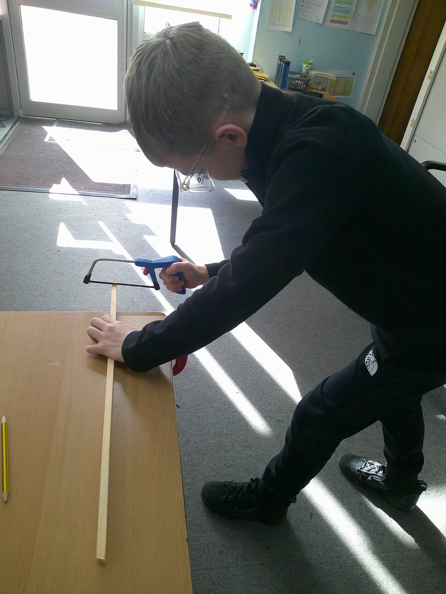 5L practised their measuring, sawing and sanding skills today when starting to construct their wind chimes for our Design and Technology project - determination and enthusiasm from everyone!