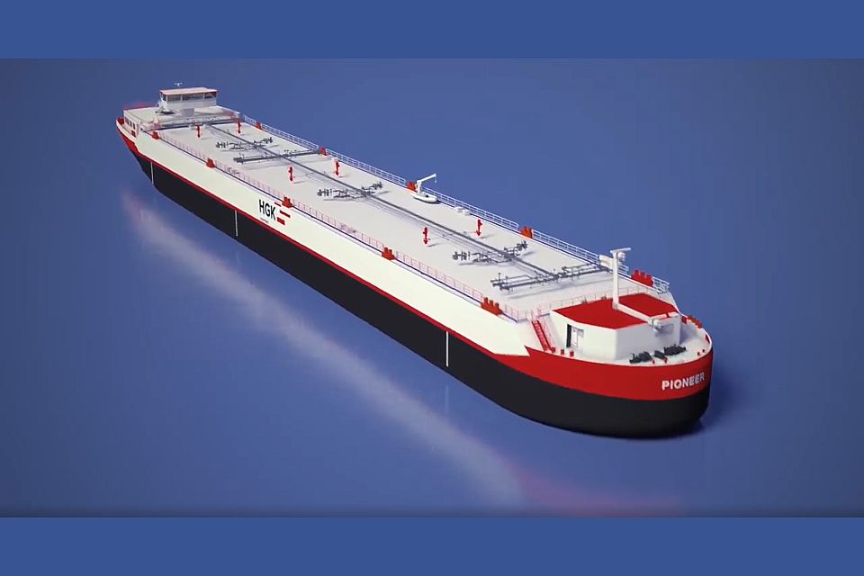 HGK develops inland tanker for shipping ammonia and LCO2 dlvr.it/T5g7tG