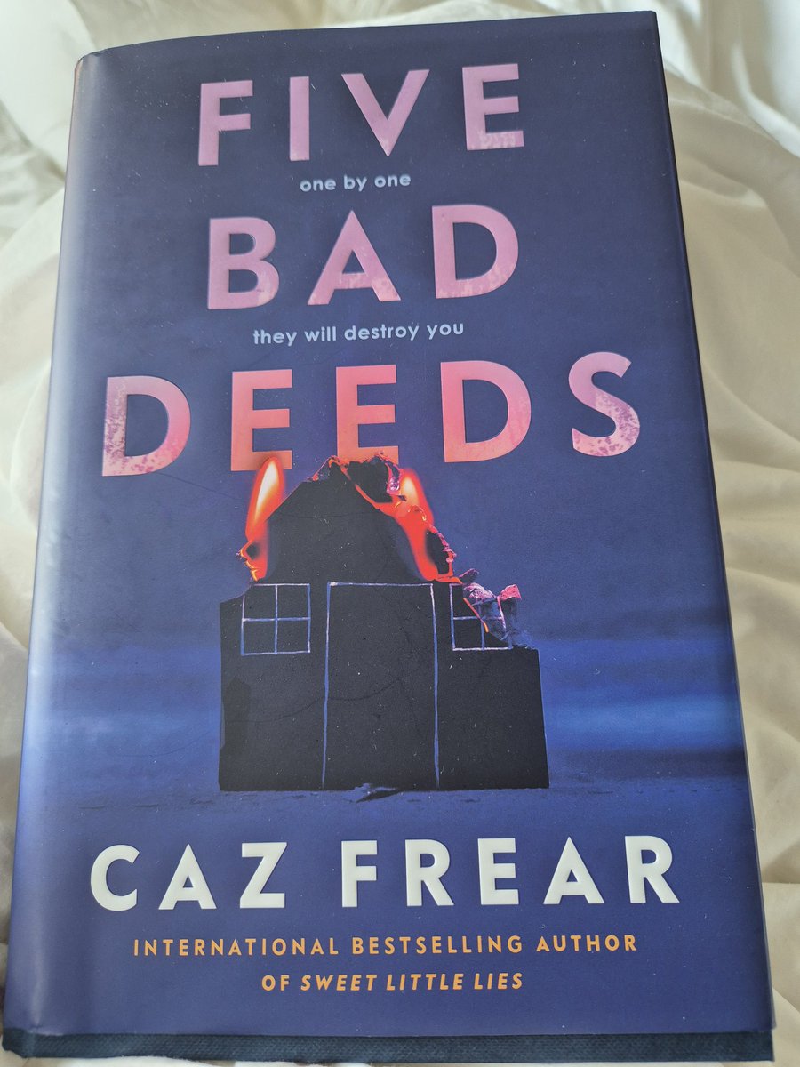 Well! THIS was EXCELLENT-  in a terrifying way. And terrifying in an EXCELLENT way! @cazfrear's #FiveBadDeeds is an excellent demonstration of the unravelling of ordinary woman's life. Its excellent! (And yes, terrifying) Out now
##MarianRecommends