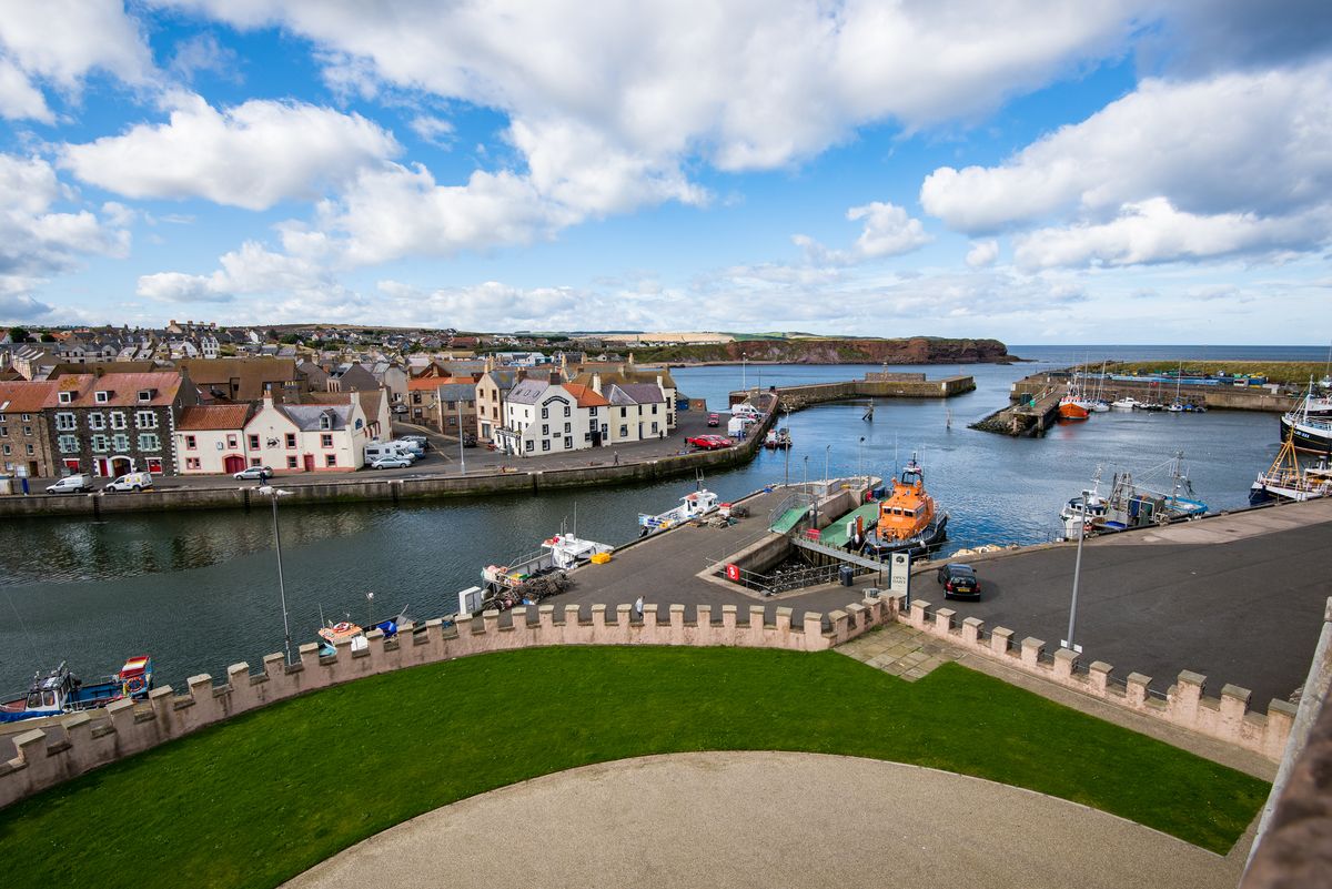 We never get tired of this view. #eyemouth #harbour #coast