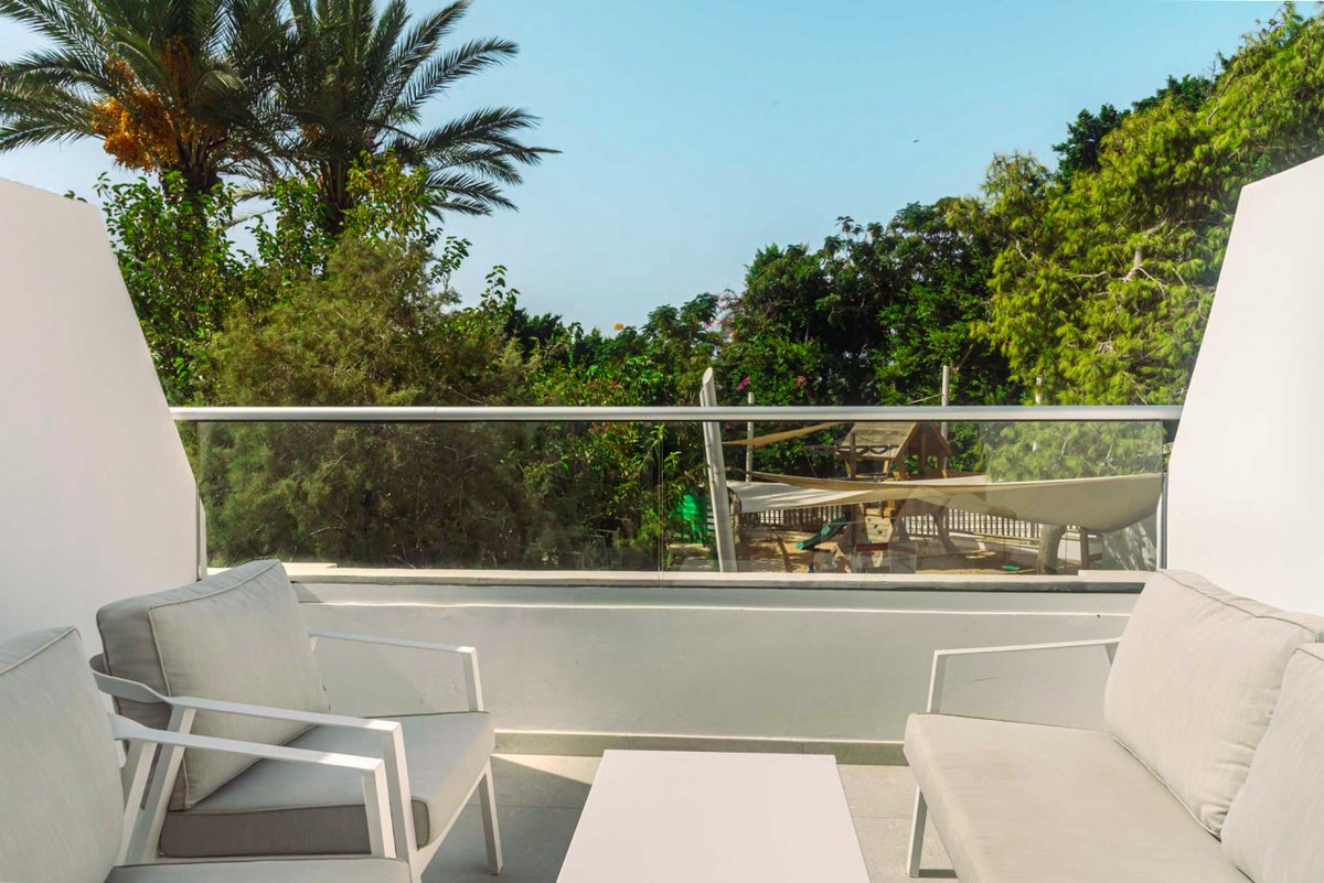 As you bask in the sunshine, every moment becomes a celebration of luxury and leisure at Grecian Sands.

Book your stay now via the link bit.ly/49GtTMu

#GrecianSands #GrecianHotels #Cyprus #Vacation