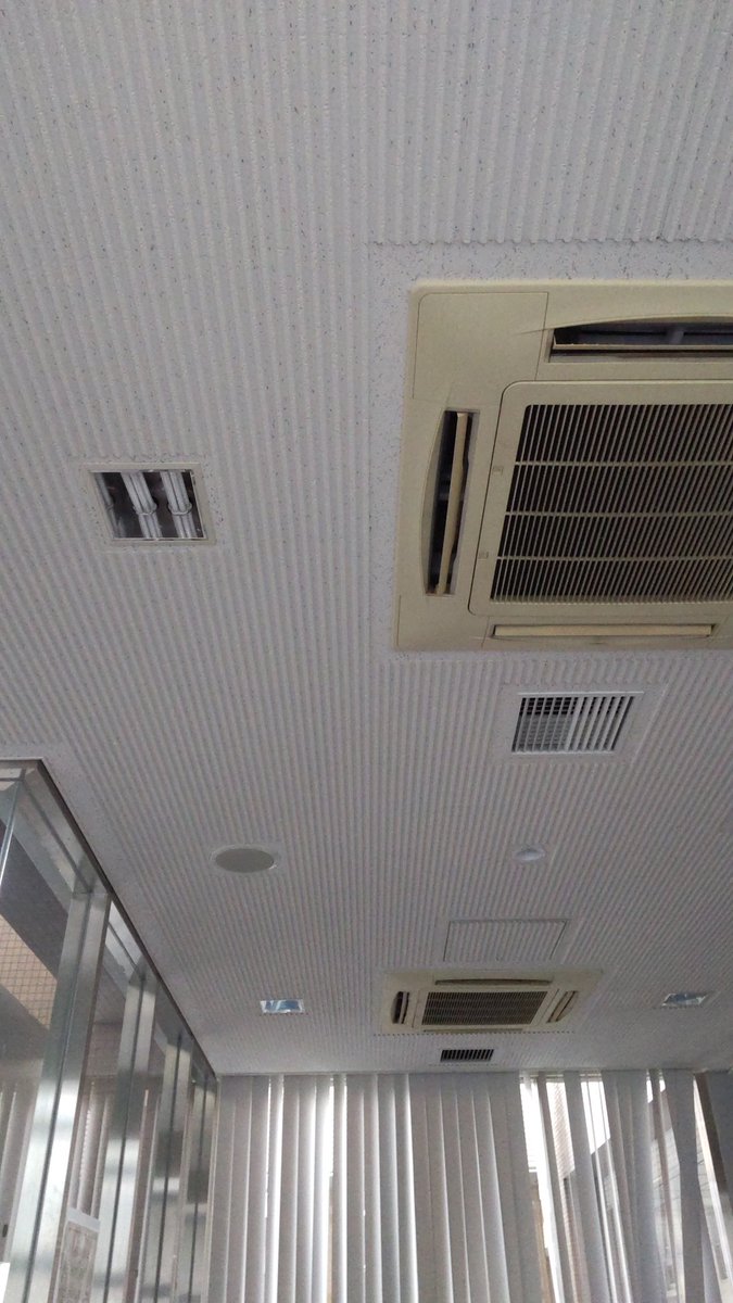 ama_kakeru_'s tweet photo. #ハム大天井眺めサークル
in 談話室 https://t.co/13WXWZtxgD